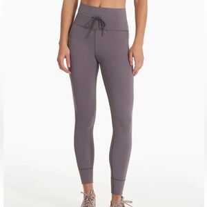 Vuori daily leggings